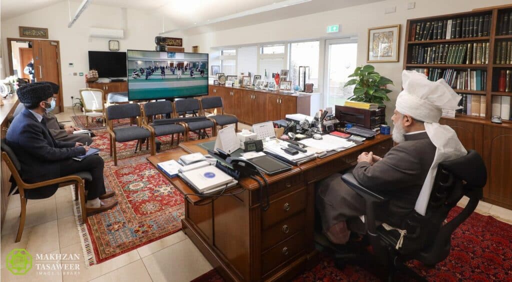 National UK amila seeks Hazrat Khalifatul Masih’s advice in virtual meeting