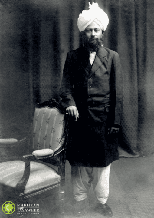 Coming from every distant track: David Samuel Margoliouth, English orientalist visits Qadian