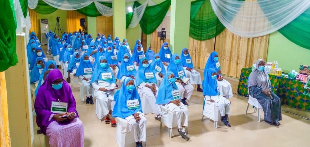 Nigerian Nasirat share sentiments following meeting with Huzoor