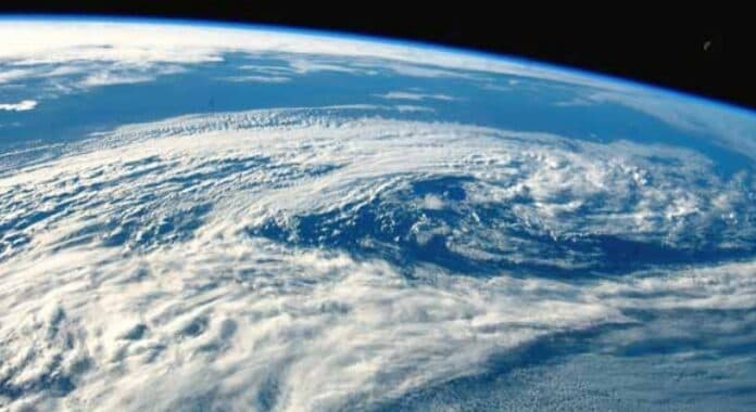 Clouds of war loom over us and people will ask why this happened: Khuddam from MKA USA meet Hazrat Khalifatul Masih