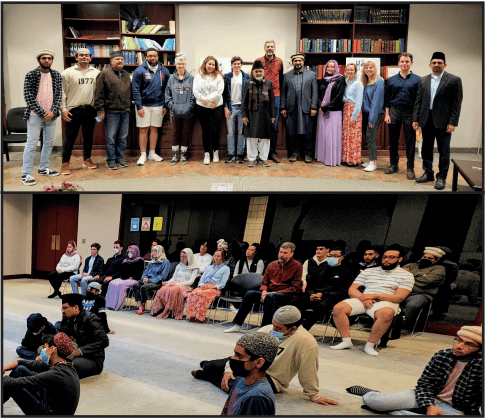 Students from the Rochester University visit the Mahmood Mosque, Detroit