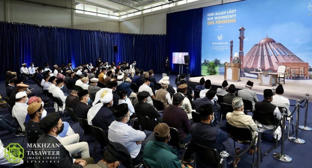 Love for others what you love for yourself – The key to achieving global peace: Hazrat Khalifatul Masih delivers concluding address at Jalsa Salana Germany