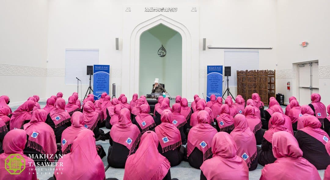 Huzoor changed my perspective on life for the better: Waqf-e-Nau USA reflect on meeting their Imam