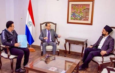 Ahmadi missionary meets with Paraguay’s Minister of Justice