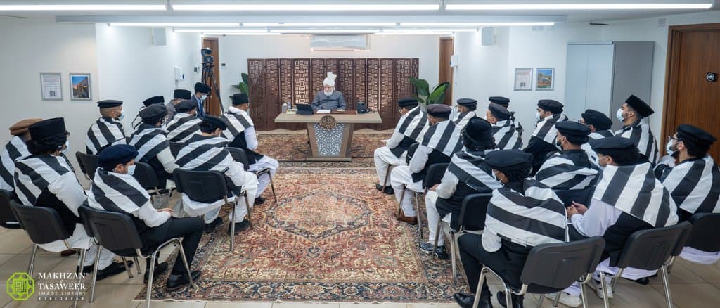 Salat brings discipline and betters worldly affairs: Khuddam from USA’s East Region meet with Huzoor