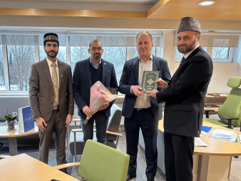 Jamaat Finland’s delegation meets the Mayor of Parainen