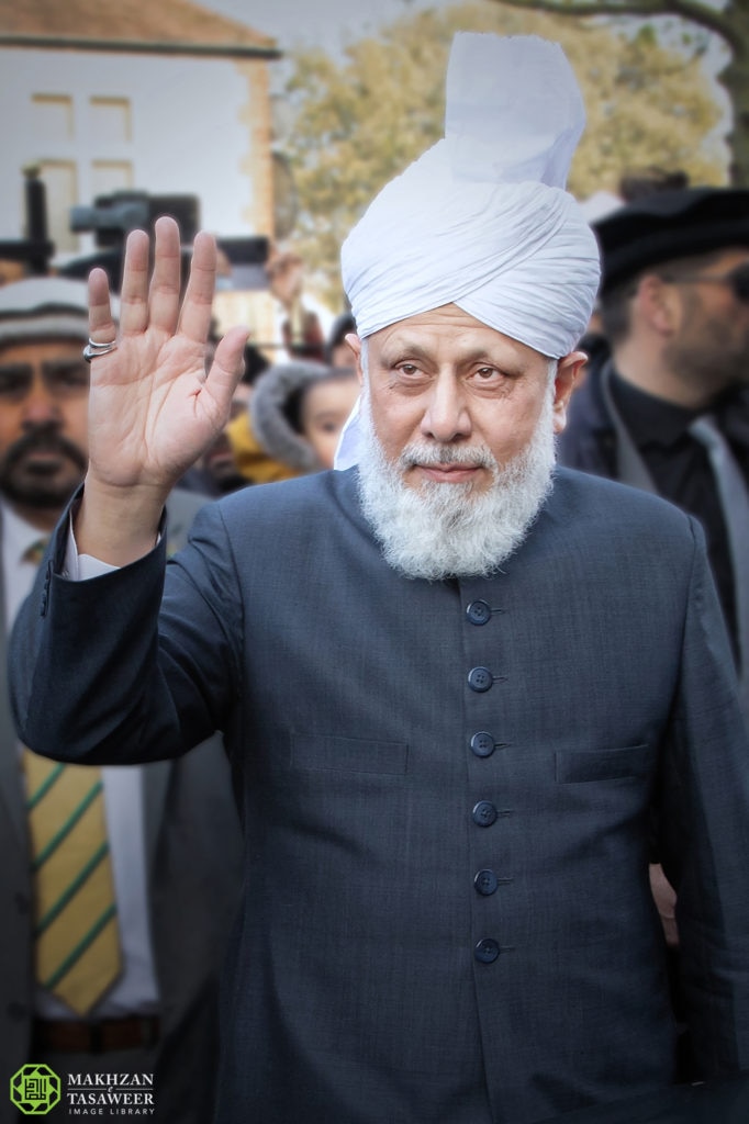 Historic moment – Huzoor moves to new Markaz in Islamabad 2 20190415 42A copy