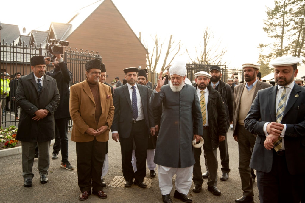 Historic moment – Huzoor moves to new Markaz in Islamabad 3 Huzurs Move to Islamabad 25