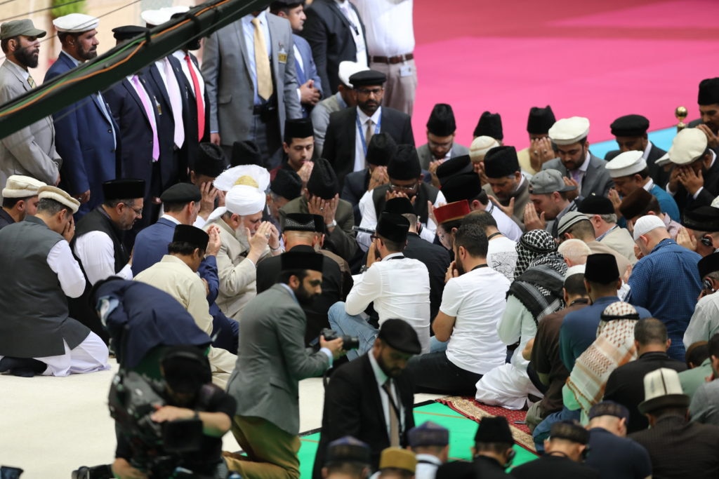 “Ahmadiyyat changed my life” – New converts attend mulaqat with Huzoor 2 rsz 2q0a0913 1
