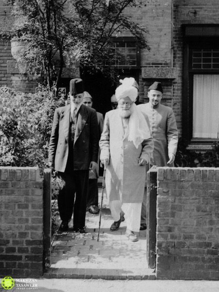 Hazrat Khalifatul Masih II during his tour of Europe Holland1955