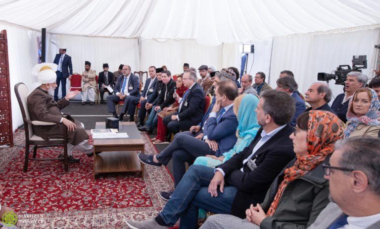 Worldwide delegations meet Huzoor post-Jalsa Salana UK