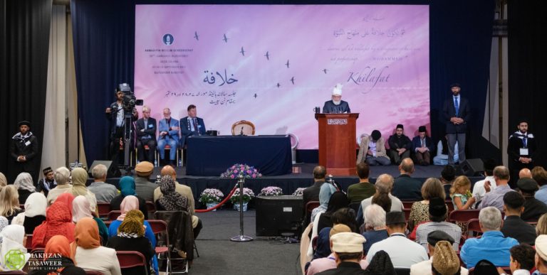 “Instead of being the cause of today’s problems, religion is the answer” – Huzoor talks to guests at Jalsa Holland 2019