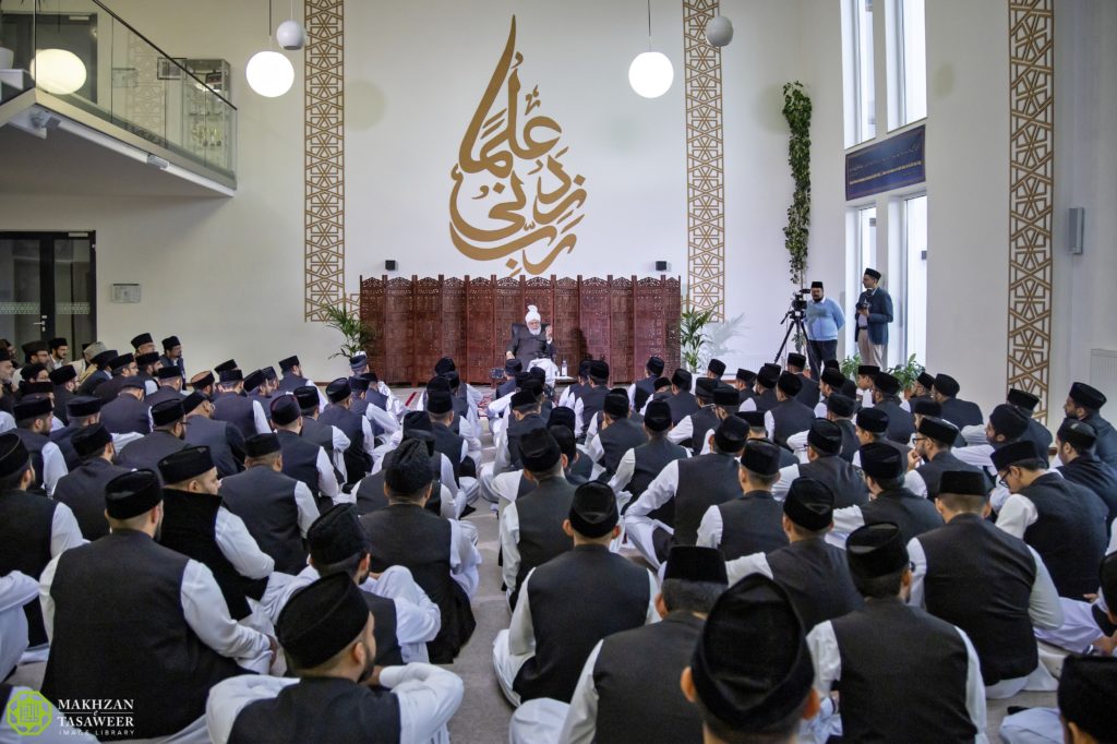 Jamia Ahmadiyya Germany class with Hazrat Khalifatul Masih 1 20191015 287A