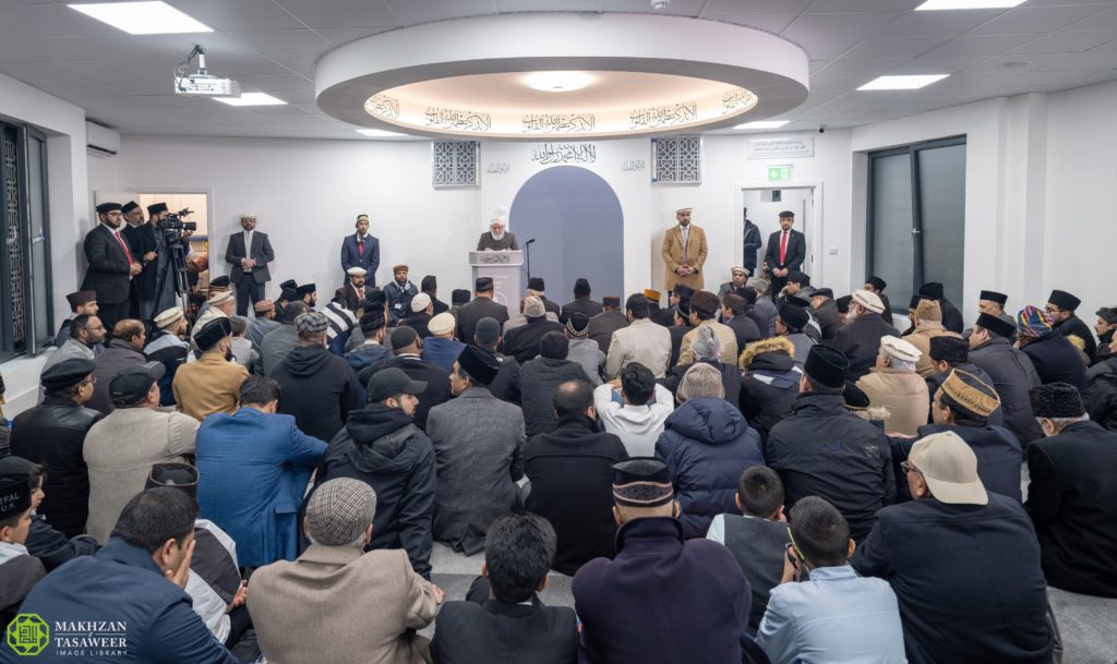 Hazrat Khalifatul Masih opens Darus Salaam Mosque in West London 3 DSCF0197