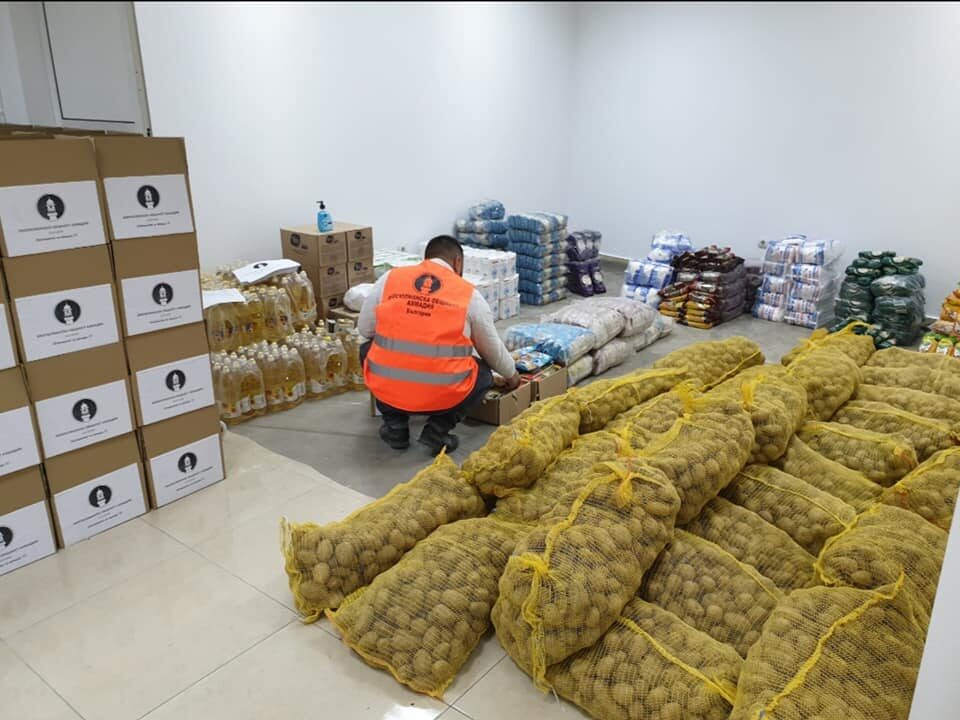 Jamaat Bulgaria helps the most vulnerable 1 94449584 119782343025617 4430330569087254528 n