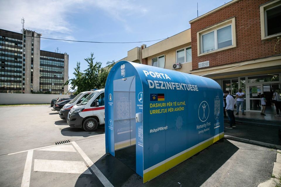 HF Germany and local Jamaat donate disinfectant tunnel in Kosovo Dashuri p%C3%ABr t%C3%AB gjith%C3%AB Urrejte p%C3%ABr ask%C3%ABnd English translation Love for all hatred for none