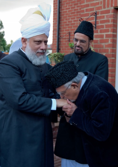 A beautiful blend of East and West: In memory of Saleem Malik Sahib 2 1 8
