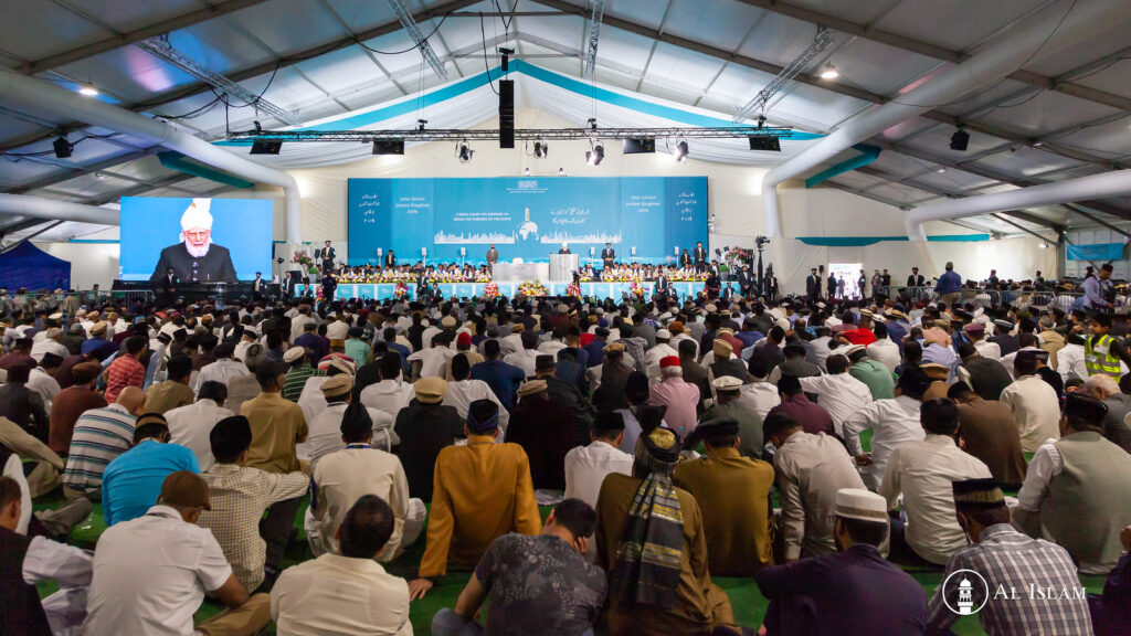 Jalsa Salana crowd