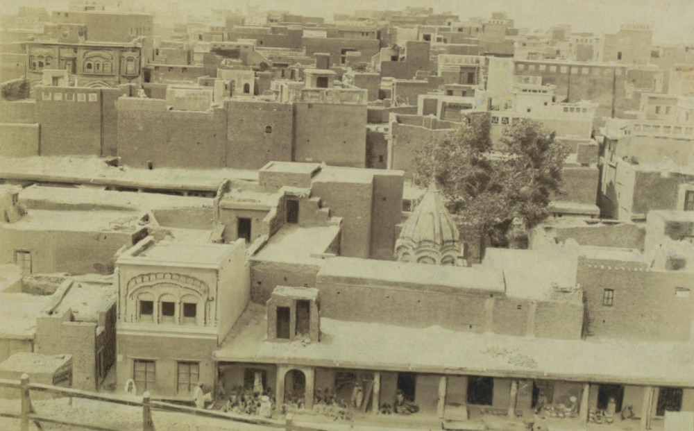 The Promised Messiah’s residence in Sialkot: 1861 to 1868 1 1 41
