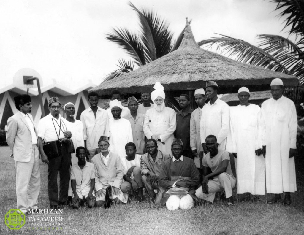 A group of Khuddam with Hazrat Khalifatul Masih III rh in Ivory Coast