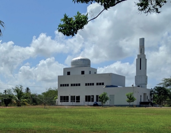 School students visit Mahdi Mosque in Jamaica to learn about Islam 1 1