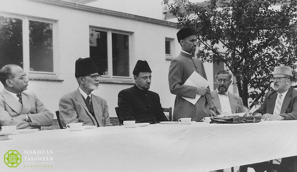 This Week in History: 18-24 June 3 Hamburg Fazle Omar Mosque2
