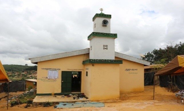 Opposition and new Ahmadi mosque in Grand-Lahou region of Ivory Coast 1 1 4