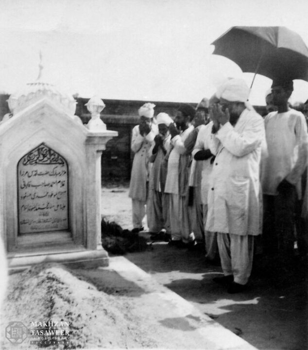Grave of the Promised Messiah