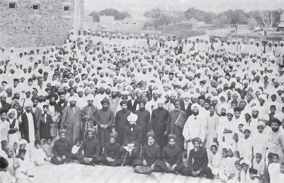 100 Years Ago... – Hazrat Khalifatul Masih II: What is expected of the Ahmadiyya Community? 1 Hazrat Musleh e Maud
