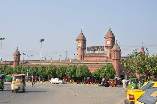 From sin to salvation: One man’s transformation through faith 1 rsz 1rsz lahore railway station 14 2