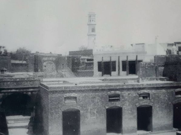 Qadian 1