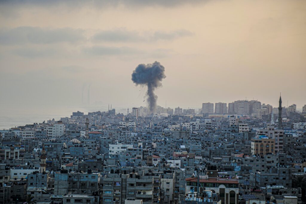 Bonfire night and the children of Gaza: Sounds of joy, echoes of grief 3 mohammed ibrahim jrcvHflmKvg unsplash