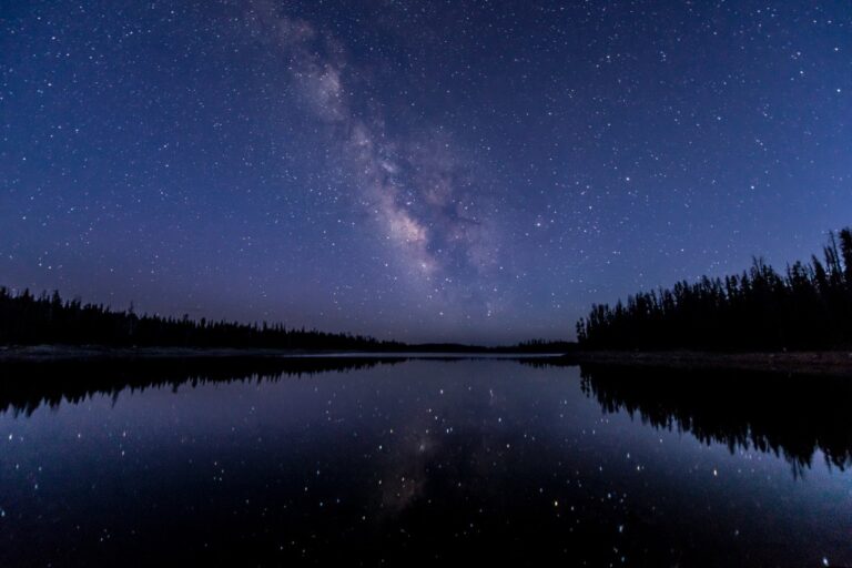 Heavens laid bare: Height of astronomical discoveries and fulfilment of a Quranic prophecy