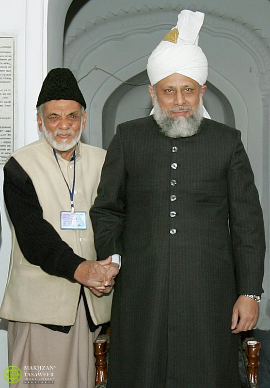 Remembering Mir Mahmood Ahmad Nasir Sahib 4 20060101 111537 1