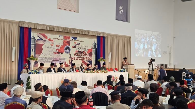 Integration, integrity and immigration: UK Jamaat welcomes new immigrants