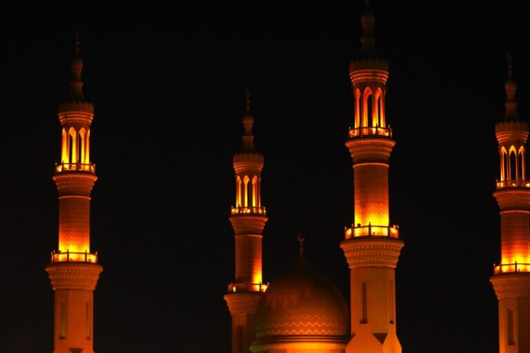 ‘My eyes sleep, but my heart does not sleep’