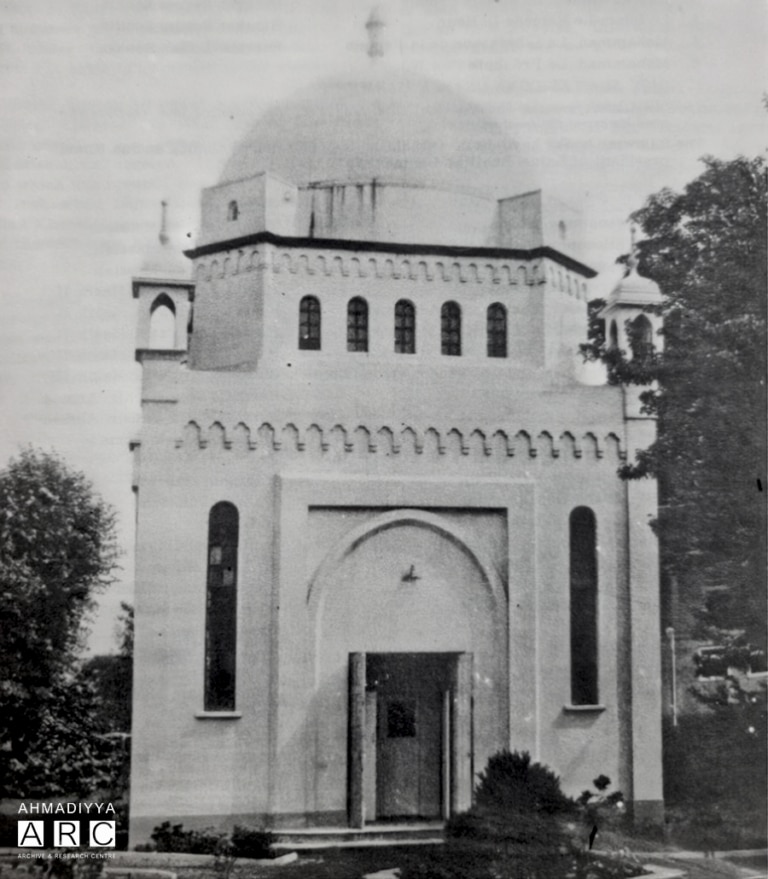 Meeting with the UK’s Chief Rabbi and a lecture on Life after Death