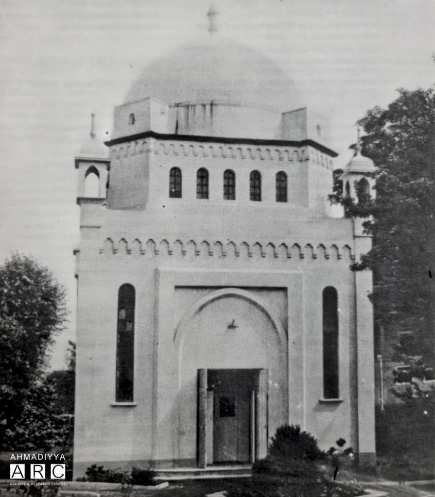 Meeting with the UK’s Chief Rabbi and a lecture on Life after Death 1 Meeting with the UK’s Chief Rabbi and a lecture on Life after Death