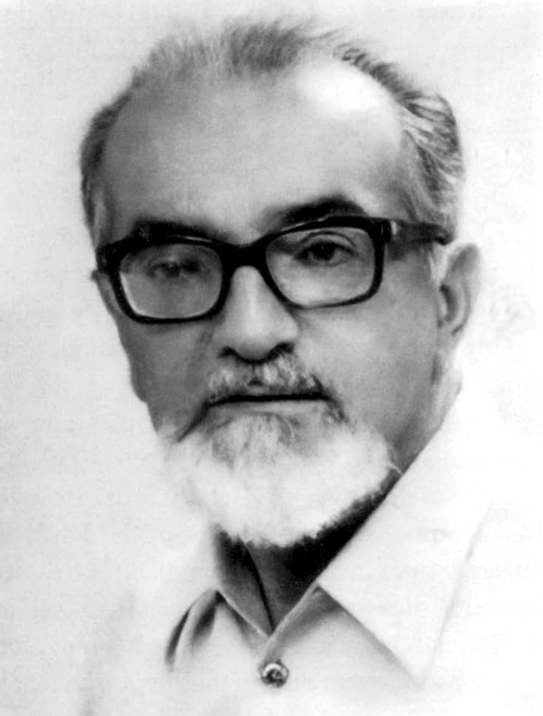 Coming from every distant track: Professor Alessandro Bausani visits Rabwah, 1955 1 Professor Alessandro Bausani